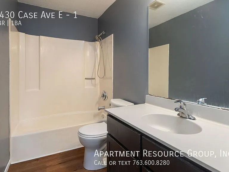 1430 Case Ave E #1 — Photo 14