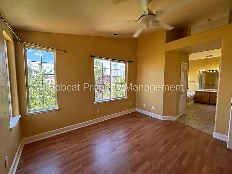 1477 Ridge Point Dr — Photo 38