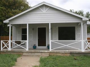 212 Huron St, Cleburne, TX 76031