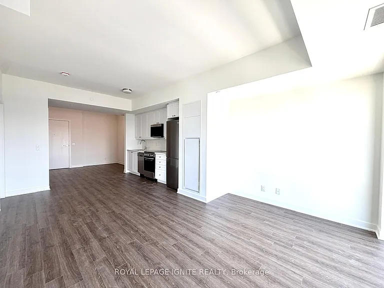 51 Clarington Blvd #516 — Photo 11