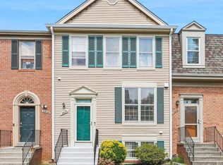 2834 Strauss Ter, Silver Spring, MD 20904