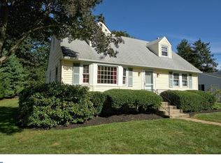 6 Alice Way, Ewing, NJ 08638