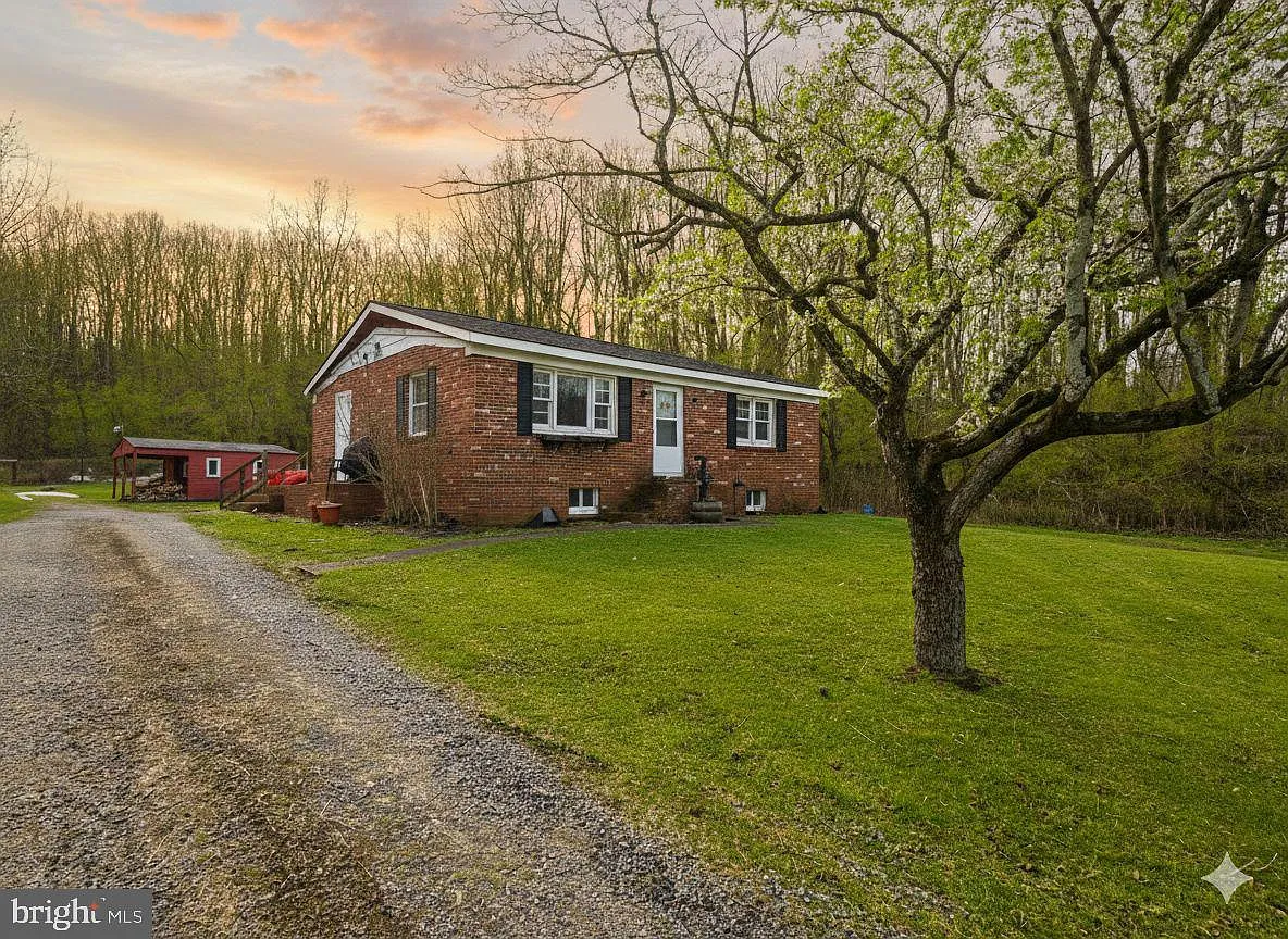 2996 Etlan Rd photo 1