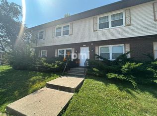 5831 Creekview Ct W #3, Portage, IN 46368