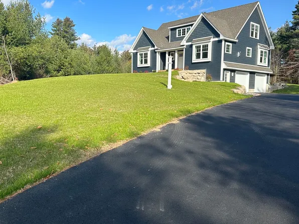 2 Village Corner Road, Wolfeboro, NH 03894