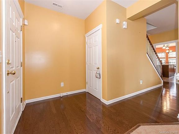 4th image of 16604 Broadwing Pl