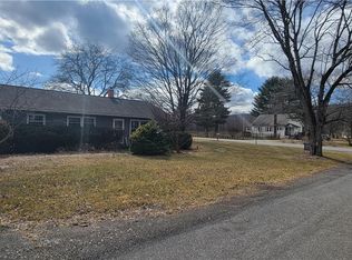 6 Bethel Pl, Pine Plains, NY 12567