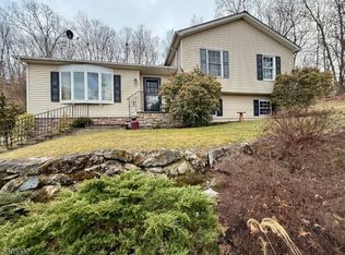 17 River View Drive, Hardwick Twp., NJ 07825