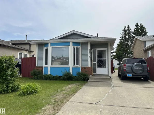 2025 108th St NW, Edmonton, AB T6J 5V4