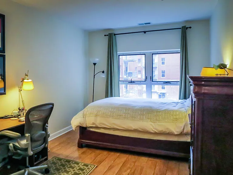 1236 Chicago Ave #301 — Photo 6