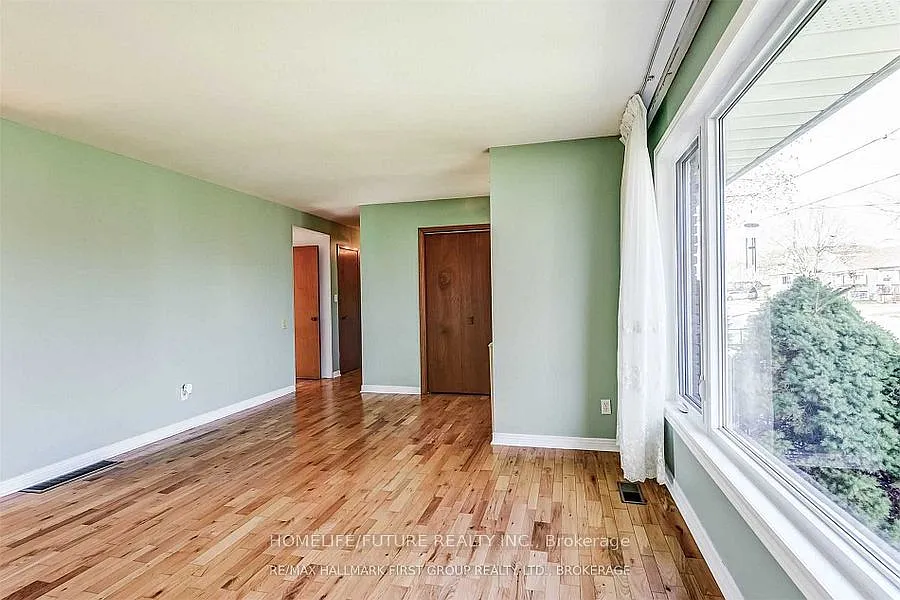 3 bed, $2,700 — Photo 4