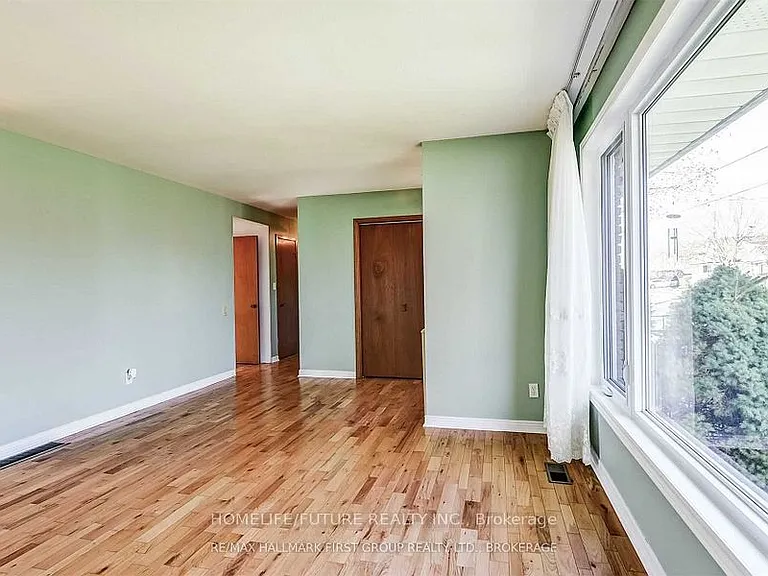 361 Gliddon Ave #MAIN — Photo 4