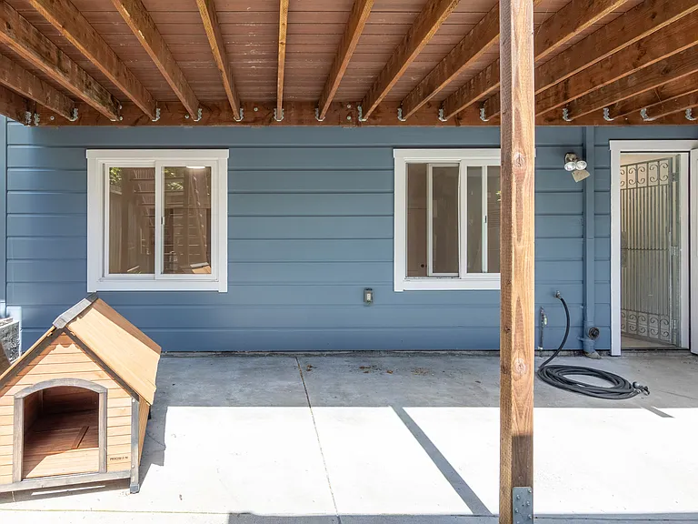 2319 Alemany Blvd — Photo 16