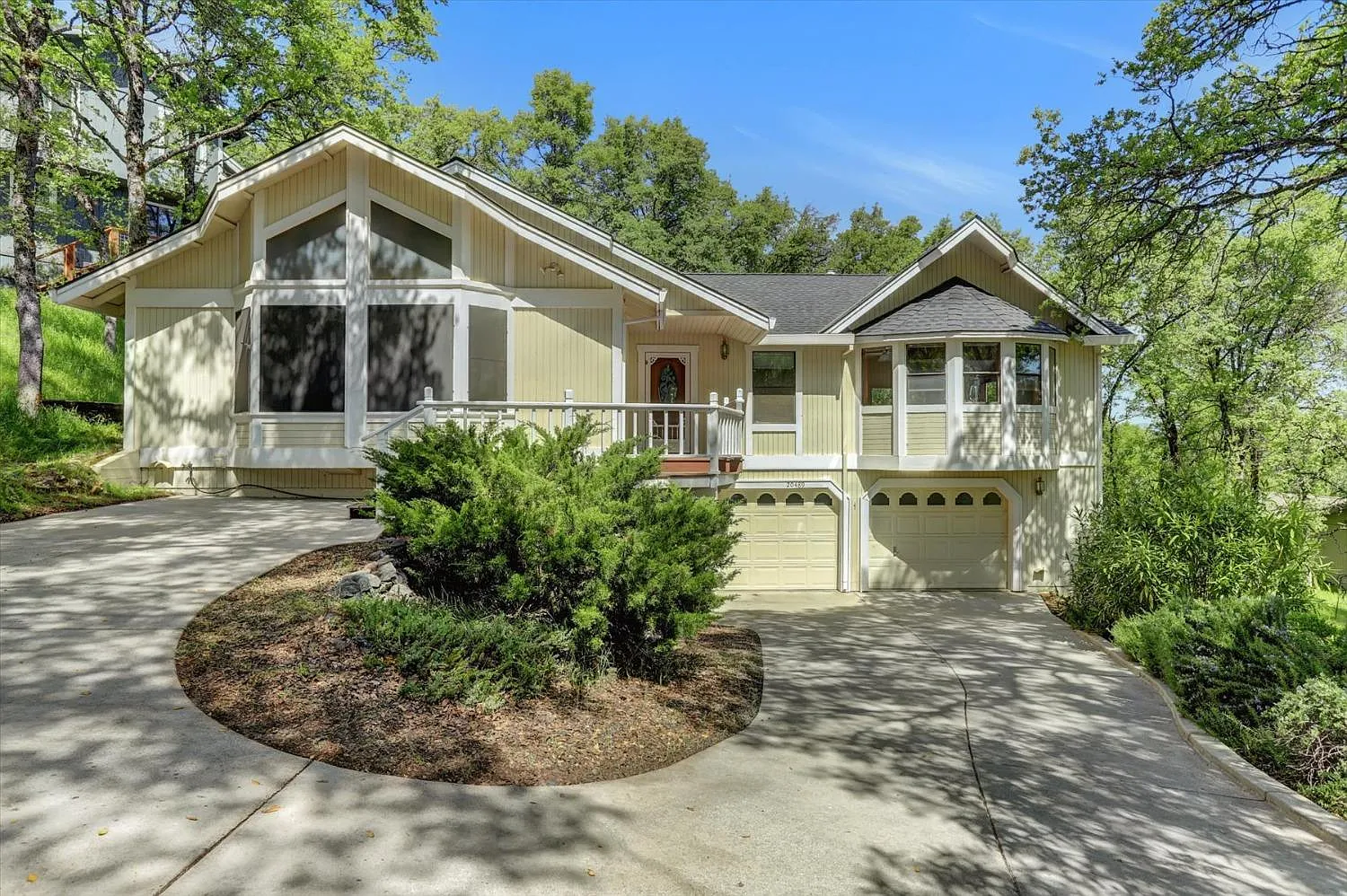 20489 Chaparral Cir photo 1