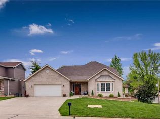 10961 Teakwood Ct, Saint Louis, MO 63123