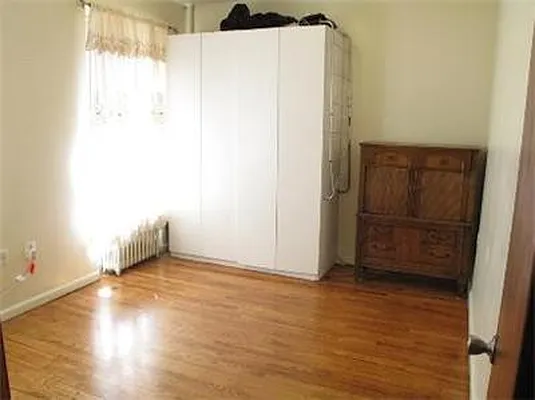 Rented by Barak Realty | media 4