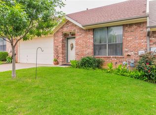 925 Heather Ct, Weatherford, TX 76086