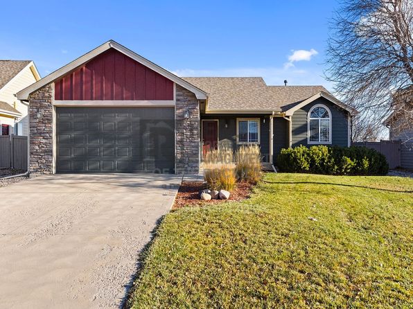 8924 Smoke Signal Way