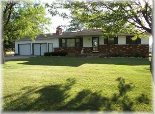 7642 S Loomis Rd, Dewitt, MI 48820