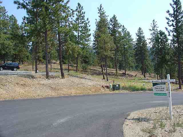 2nd image of 13719 E Pineview Ln