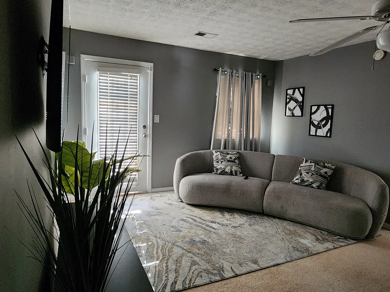 2 bed, 1350 sqft, $1,580 — Photo 4