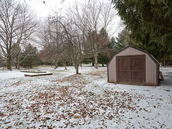 4th image of W337N6759 Stonefield Way