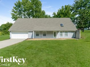 1000 NE 114th Ter, Kansas City, MO 64155