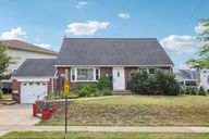 Westervelt Pl-S0608-001.jpg