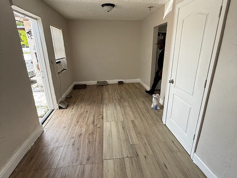 613 NW 27th Ave — Photo 8