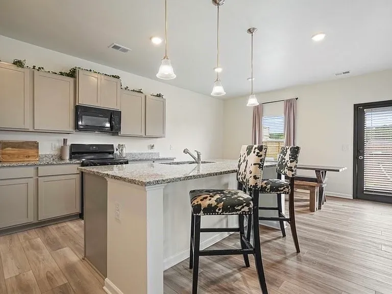 34 Arrington Dr — Photo 24