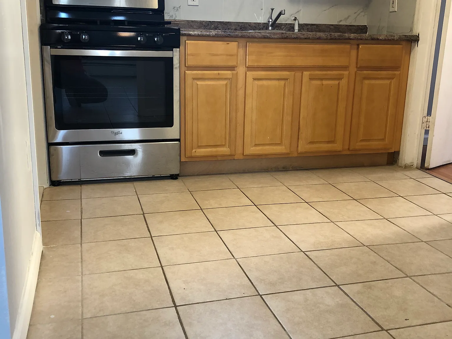 2 bed, $1,650 — Photo 4