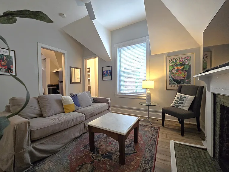 1468 S 4th St #6 — Photo 5