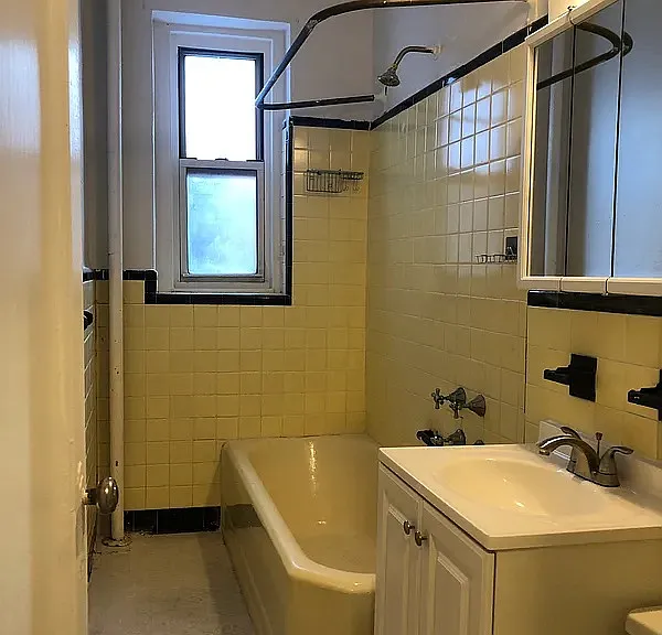 42-10 82nd St #6A — Photo 6