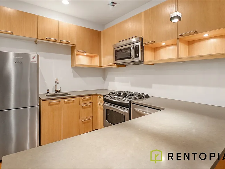 330 E 119th St #601C — Photo 4