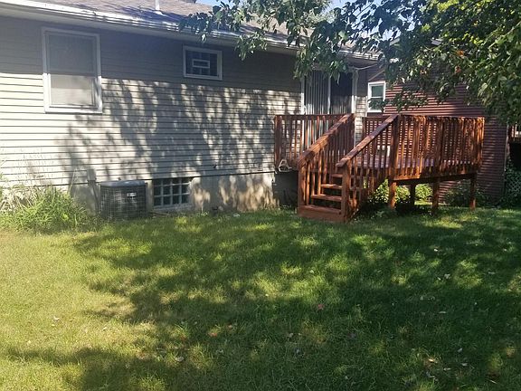 3rd image of 676 Coleman St SE