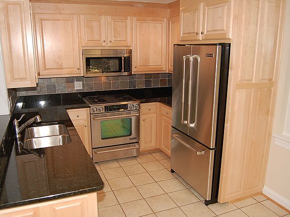 Kitchen - Stainless Jen-Air