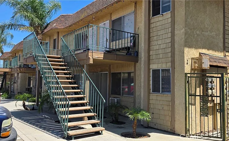 9125 Pepper Ave #STD — Photo 1