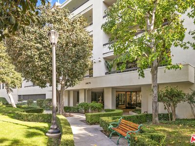 2142 Century Park Ln APT 210, Los Angeles, CA, 90067