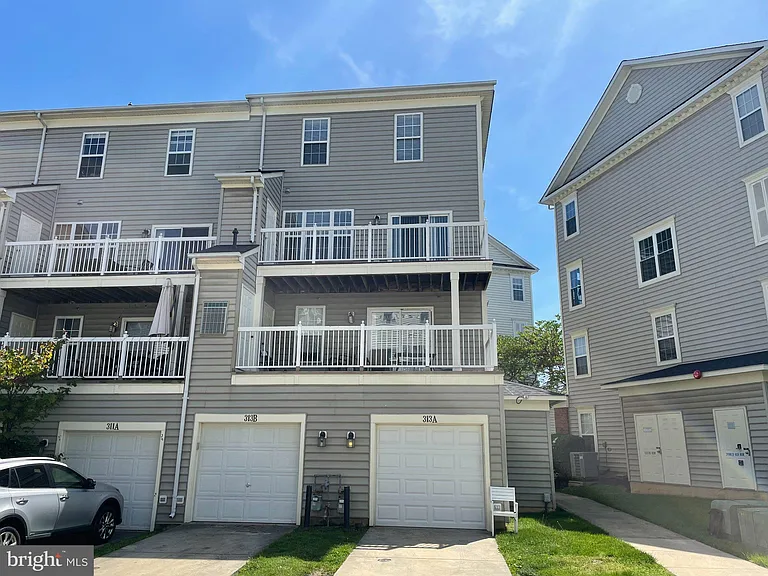 313 Cross Green St #B — Photo 20