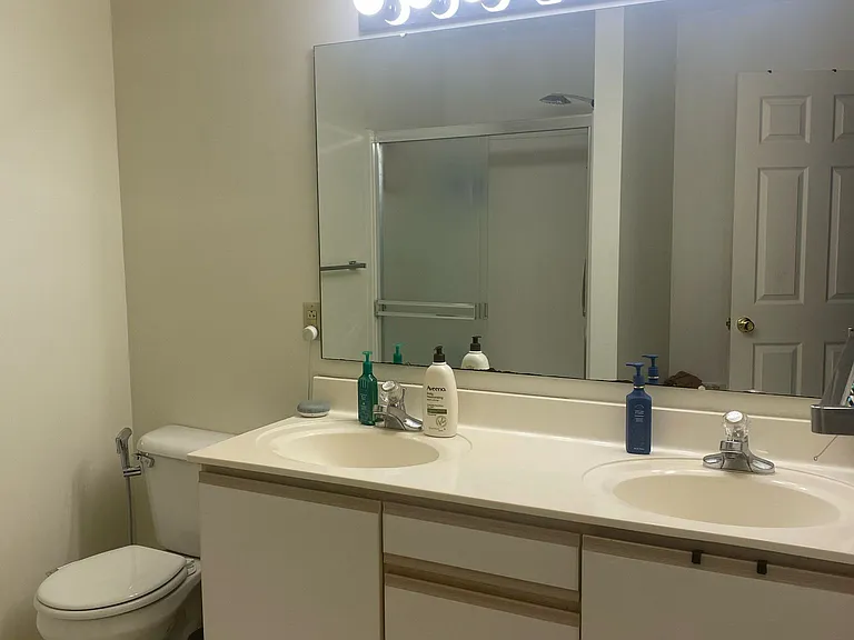 1802B Glenwood Oaks Ct — Photo 9