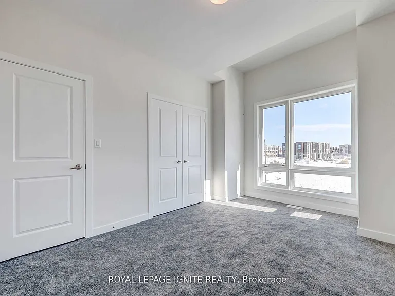 56 Rustle Woods Ave — Photo 35