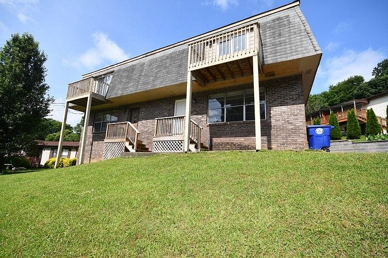 1st image of 520 Bruning Ln