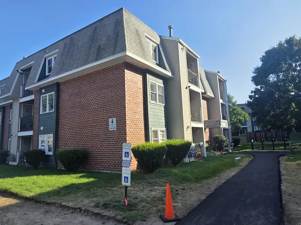302 Knights Bridge Dr #302, Nashua, NH 03063
