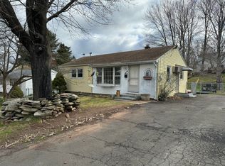 34 Batt St, Middletown, CT 06457