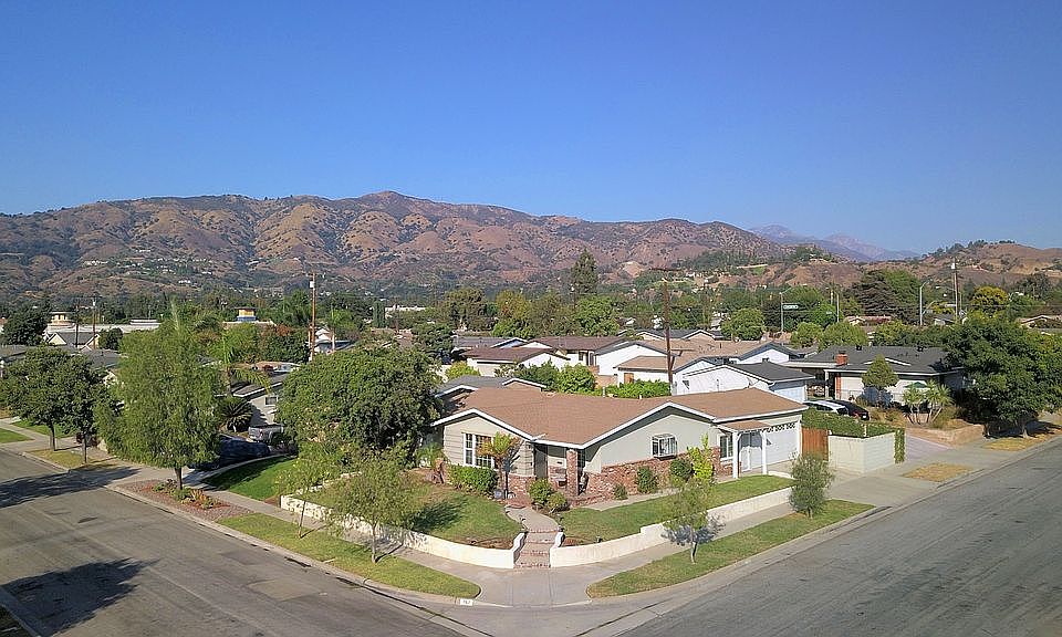 1st image of 762 Caballo Ave