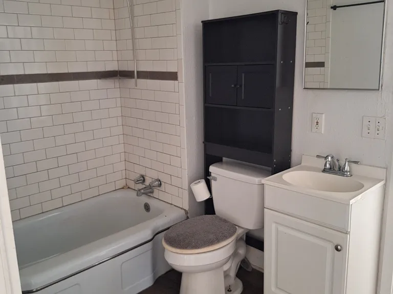 221 Bennett Blvd — Photo 8
