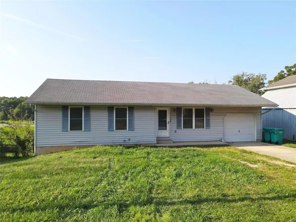 209 E Springfield Ave, Gerald, MO 63037