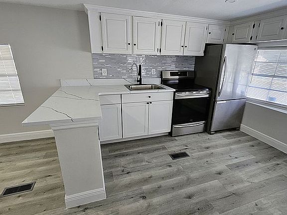 5th image of 755 W Main St #155