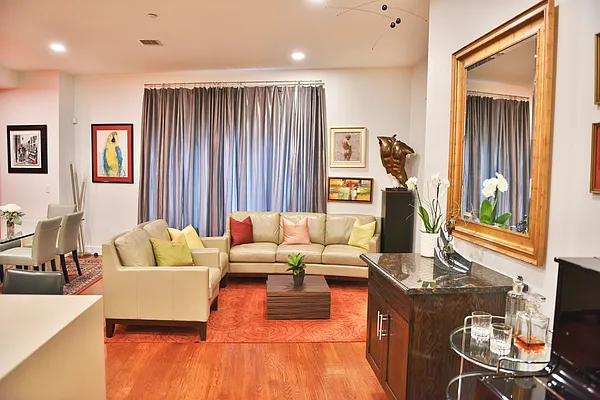 Sold by Holly's Staten Island Buzz | media 8