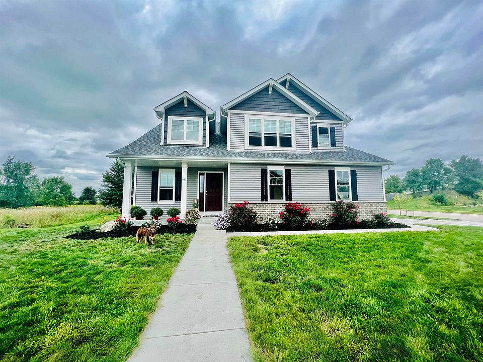 1st image of 301 Autumn Crest Ln